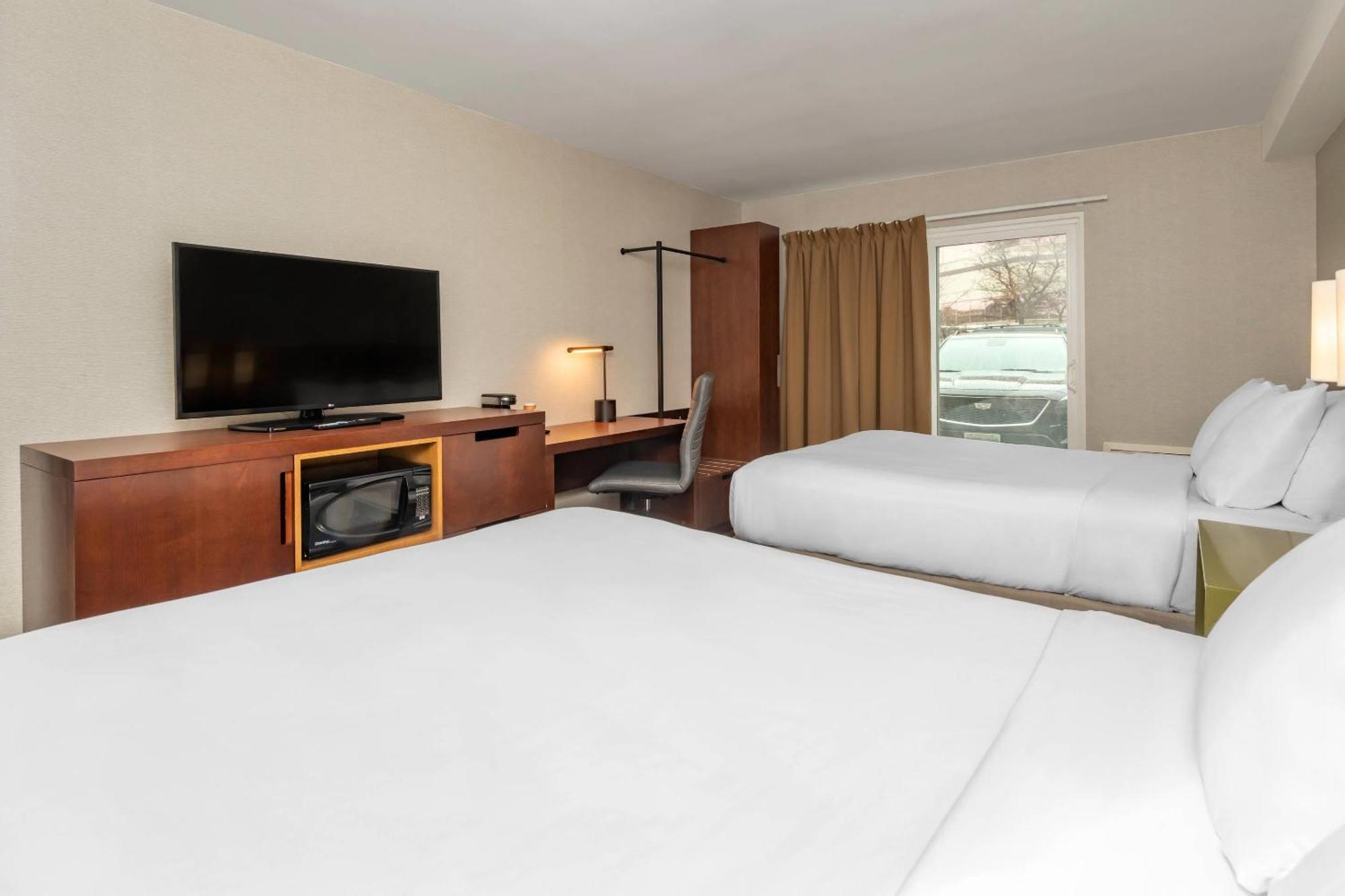 Comfort Inn Отава Екстериор снимка