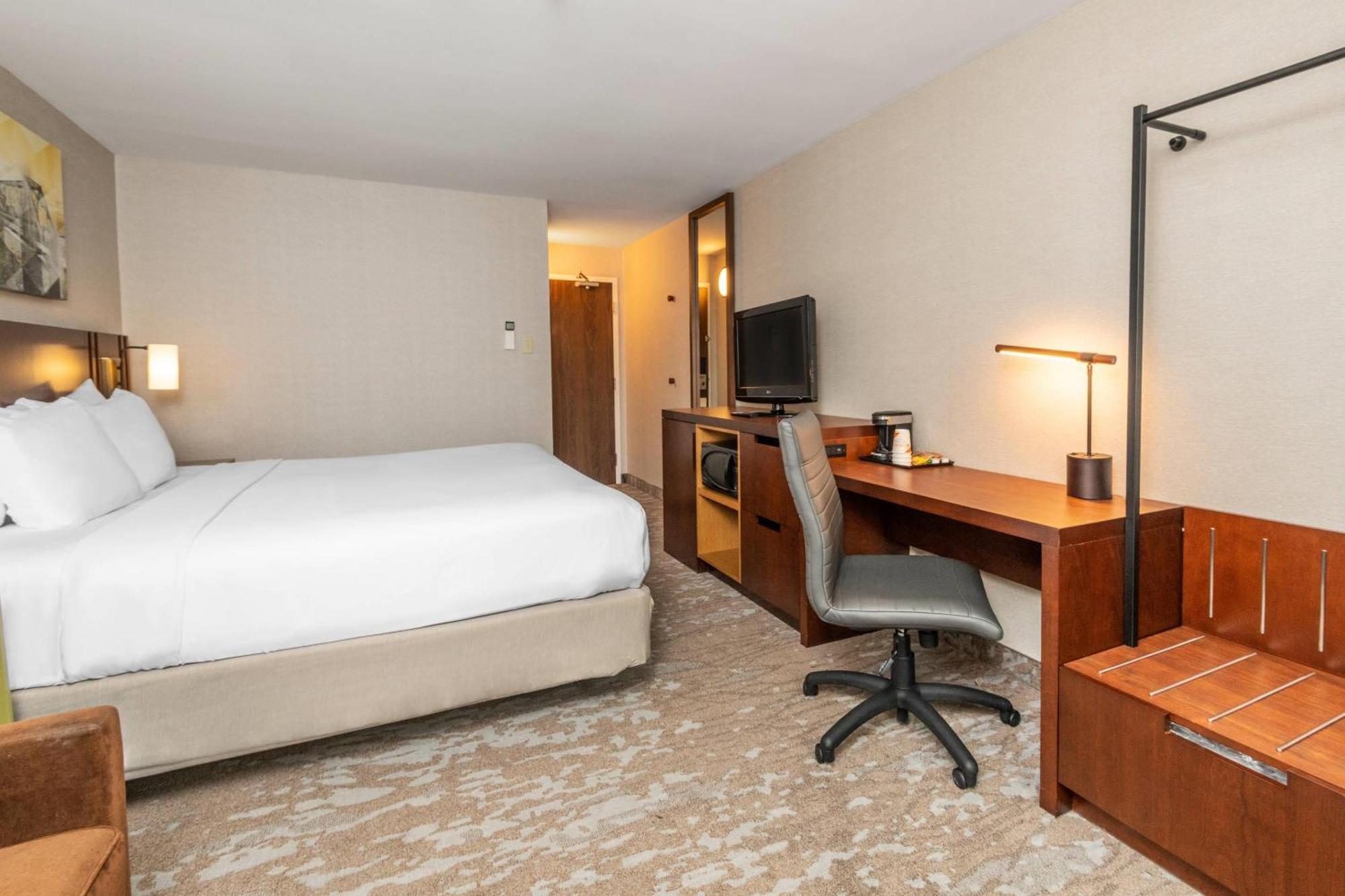 Comfort Inn Отава Екстериор снимка